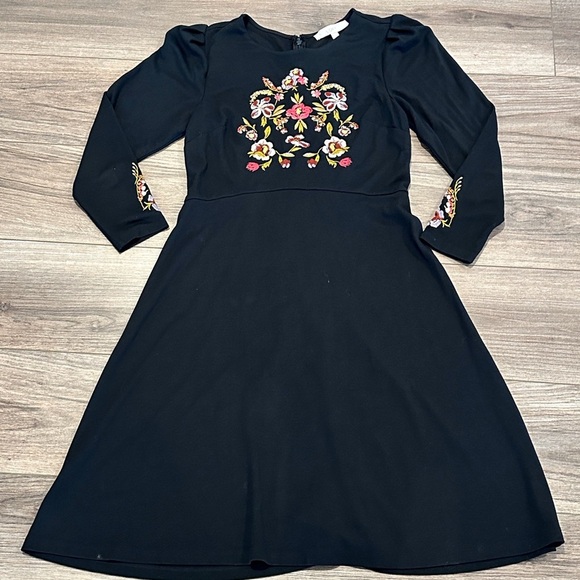 Loft Floral Embroidered Black Dress Size 0 - Picture 3 of 9